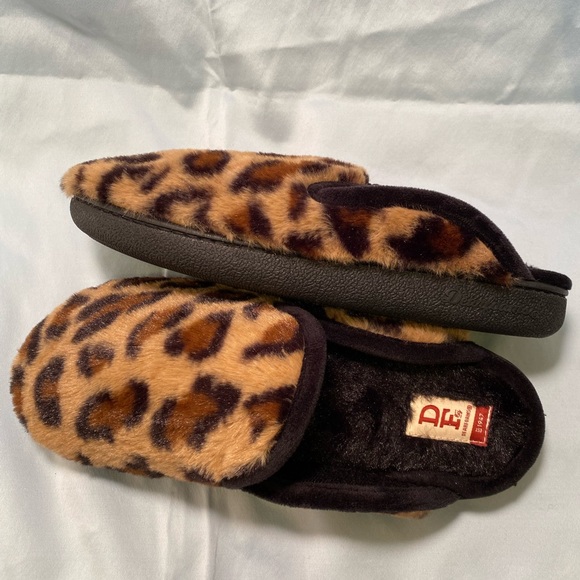 Slippers, Dearfoams - Picture 5 of 5